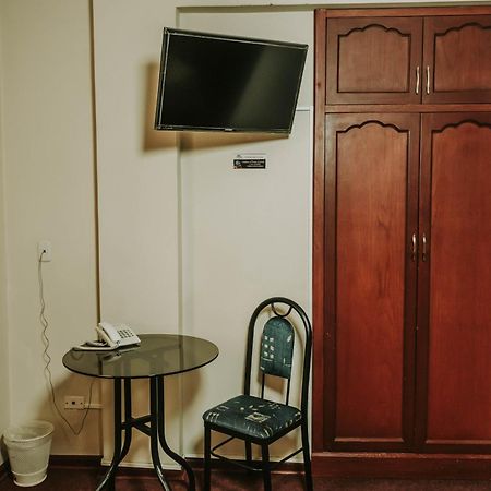 Hotel Sierra Dorada Аякучо Экстерьер фото